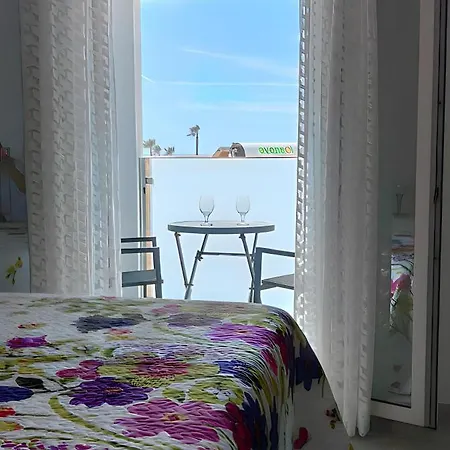 Apartamento Comodo Cerca De La Playa, Solo Familias Y Parejas Conil De La Frontera Exterior photo