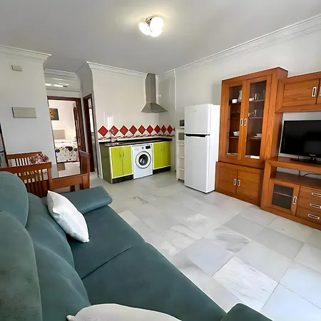 Apartamento Comodo Cerca De La Playa, Solo Familias Y Parejas Conil De La Frontera Exterior photo