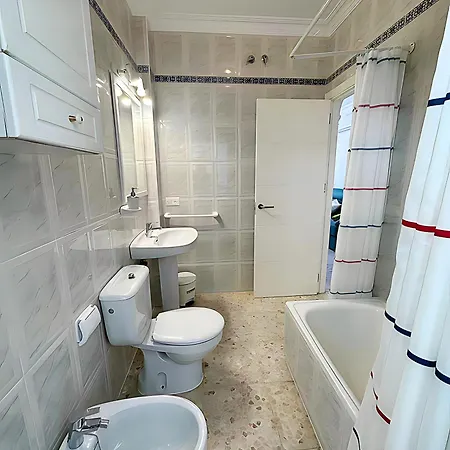 Apartamento Comodo Cerca De La Playa, Solo Familias Y Parejas Conil De La Frontera Exterior photo