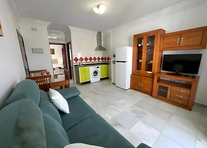 Apartamento Comodo Cerca De La Playa, Solo Familias Y Parejas